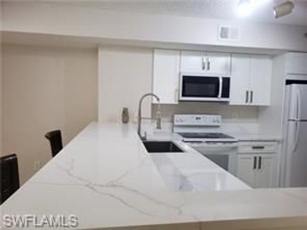 1830 Florida Club CIR, Unit 4105, NAPLES, FL 34112