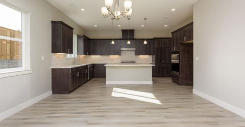 579 Sage Grouse Lp, Gardnerville, NV 89460 Photo