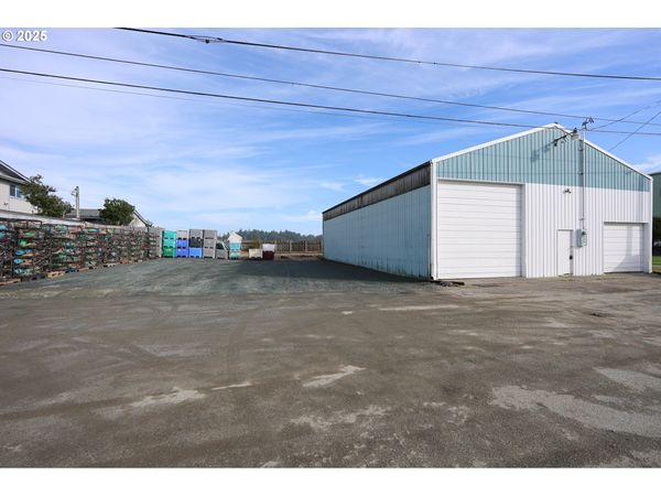 63355 CHARLESTON RD, Charleston, OR 97420