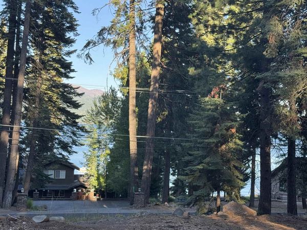 1213 Peninsula Drive, Lake Almanor, CA 96137