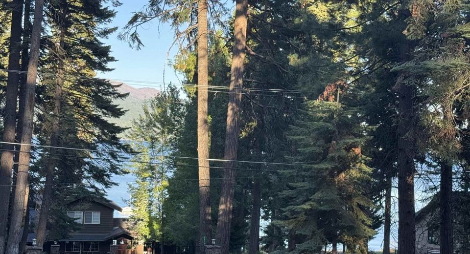 1213 Peninsula Drive, Lake Almanor, CA 96137 Photo