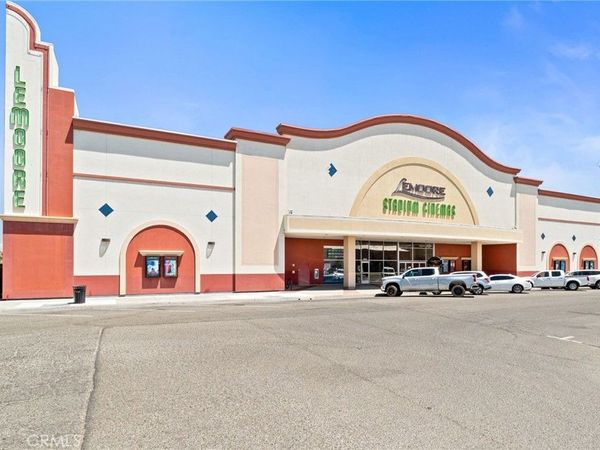 400 Follett Street, Lemoore, CA 93245