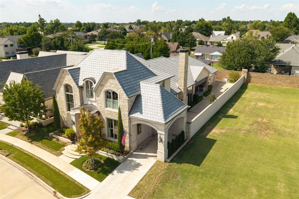 Nichols Hills OK Residential Properties - Chinowth & Cohen