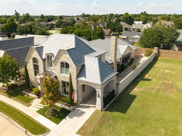 1121 Cumberland Court, Nichols Hills, OK 73116