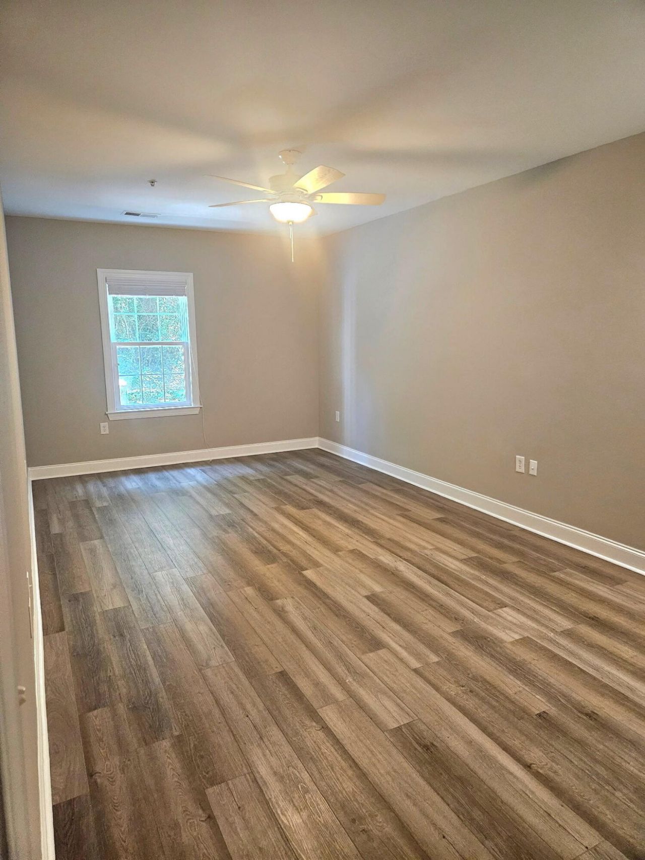 1025 Riverland Woods Place Photo 11