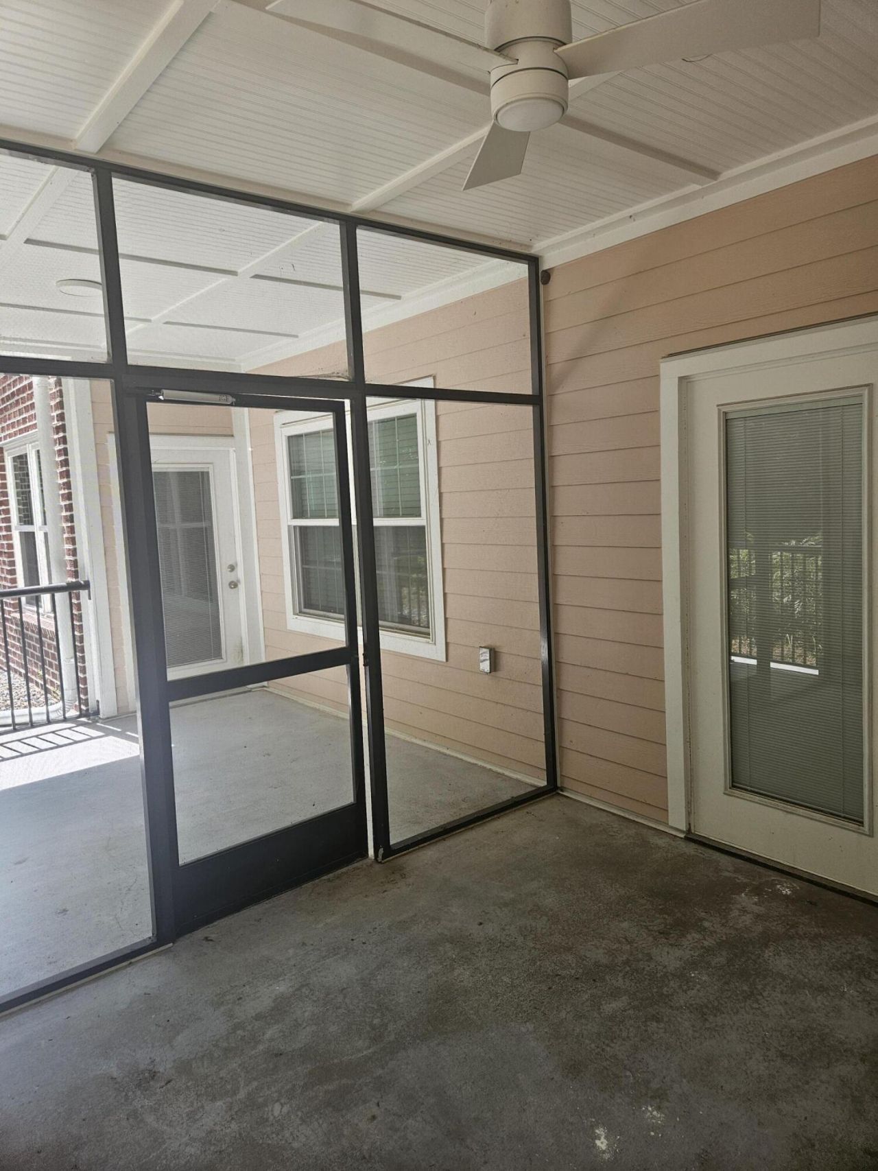 1025 Riverland Woods Place Photo 17