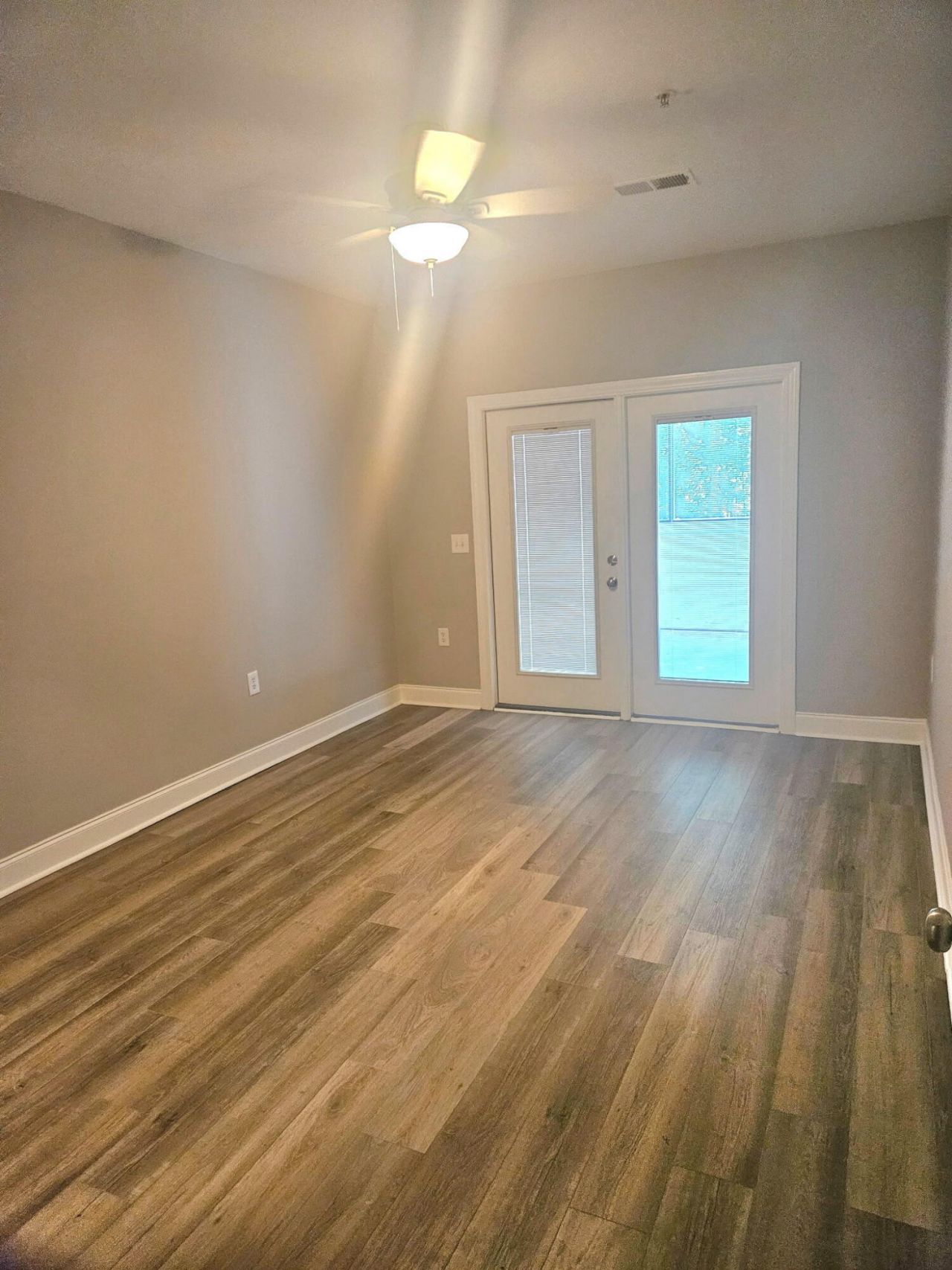 1025 Riverland Woods Place Photo 8