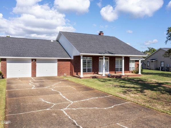 1119 N College Boulevard, Lynn Haven, FL 32444