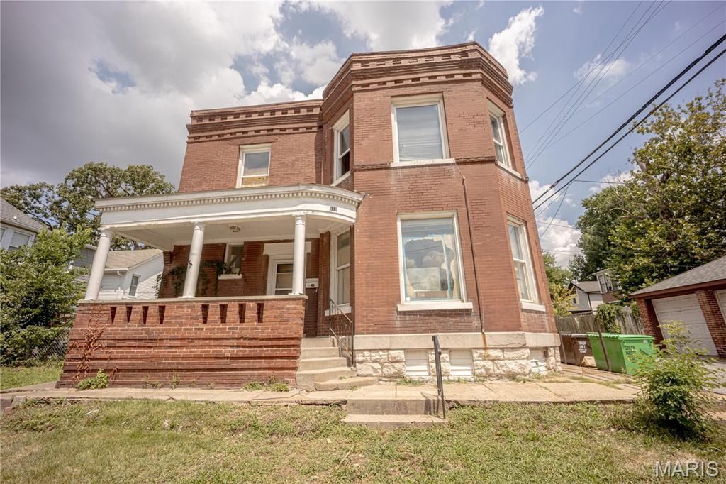419 Mott Street, Saint Louis, MO 63111 Main Photo