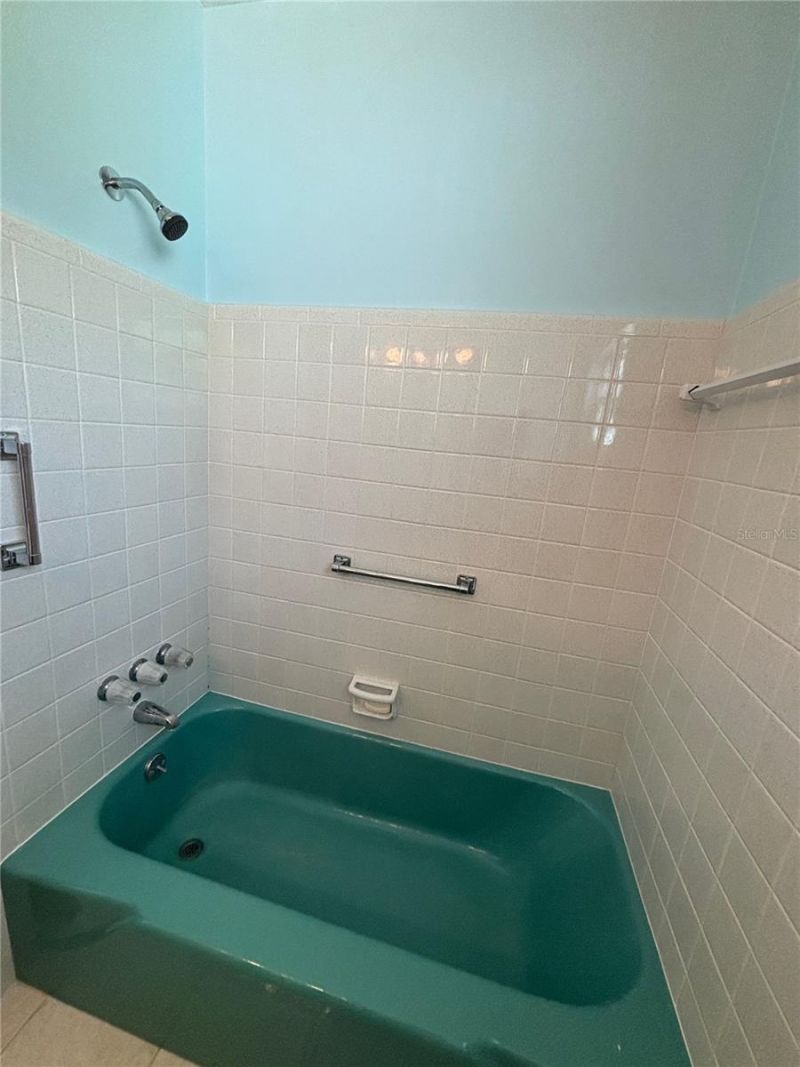9950 52nd Terrace N, Saint Petersburg, FL 33708 Photo