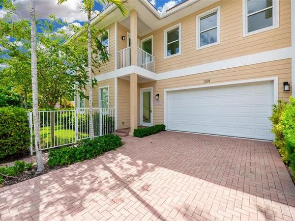 324 SW 14th Ct, Unit 324, Fort Lauderdale, FL 33315