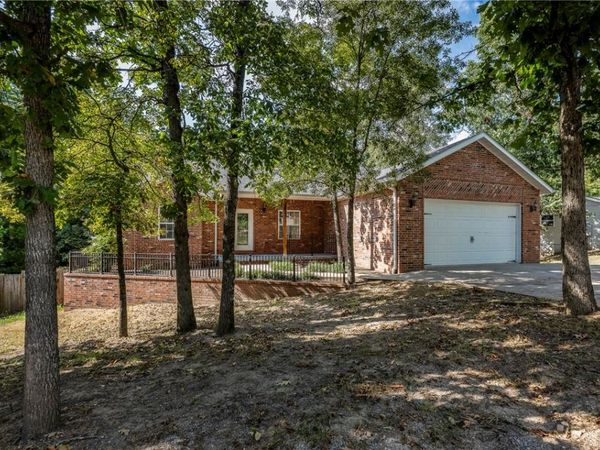 40 Merritt Drive, Bella Vista, AR 72714