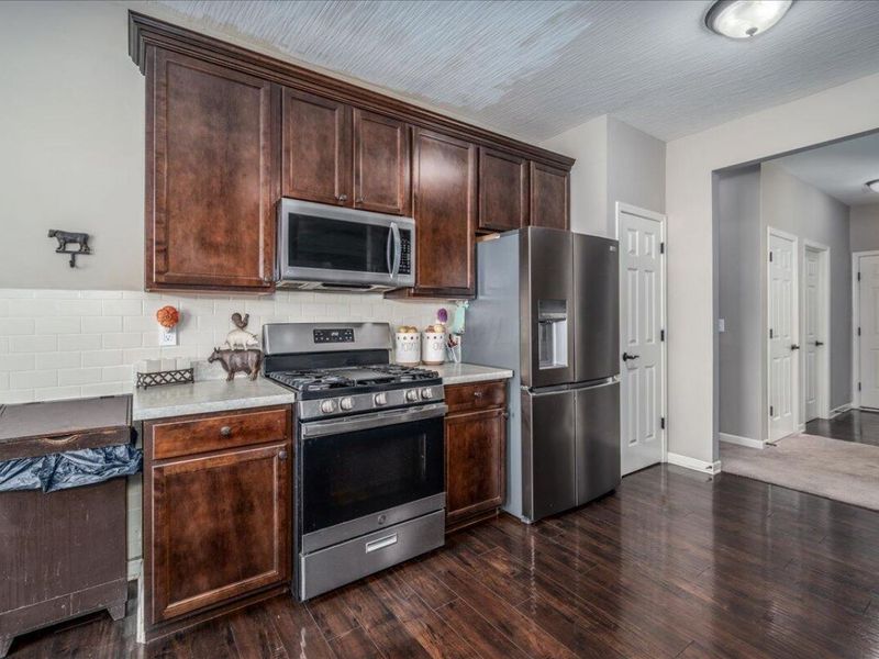 678 Green Forest Place Place, Lithopolis, OH 43136 Photo 13