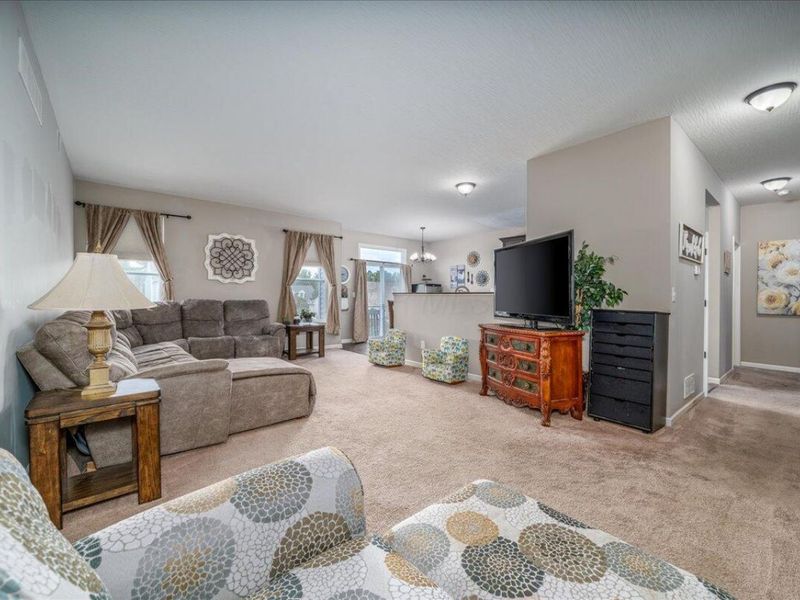 678 Green Forest Place Place, Lithopolis, OH 43136 Photo 9