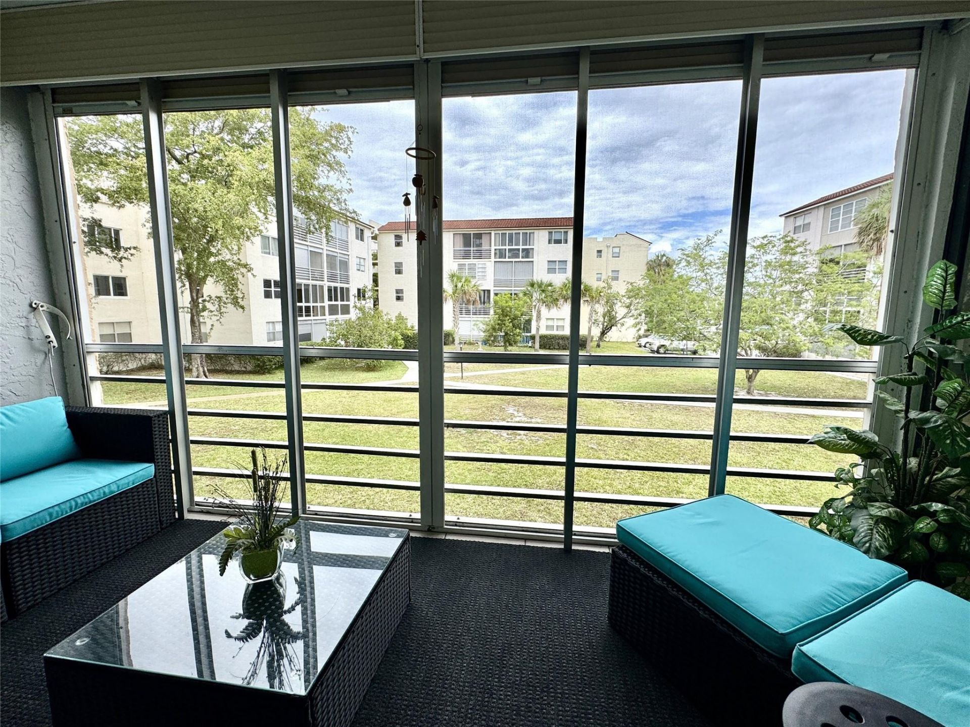 2811 Somerset Drive, Unit 206, Lauderdale Lakes, FL 33311 Photo