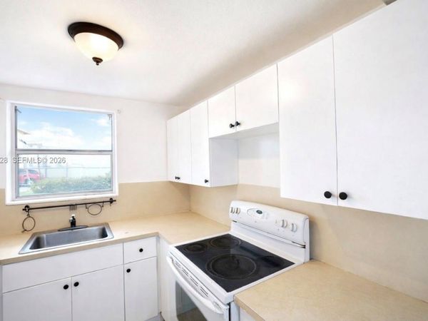 12275 NE 19th Ave, Unit 4, North Miami, FL 33181