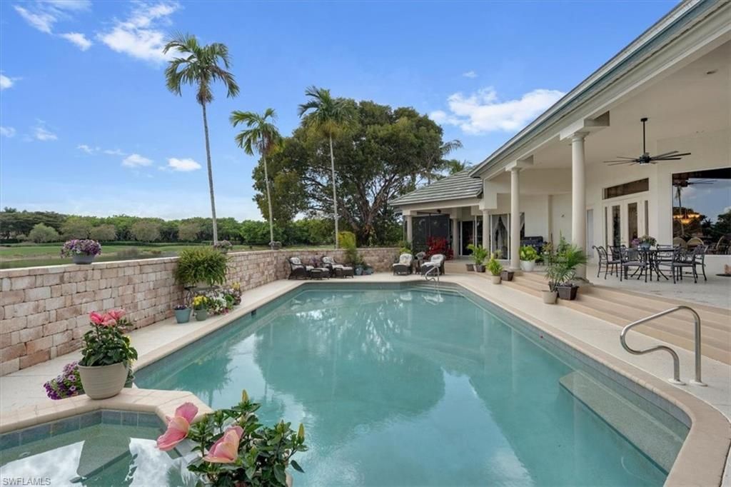 2339 Alexander Palm Dr, Naples, FL 34105 Photo