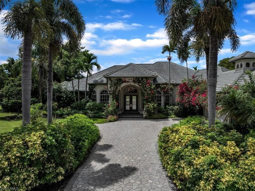 2339 Alexander Palm Dr, Naples, FL 34105 Photo