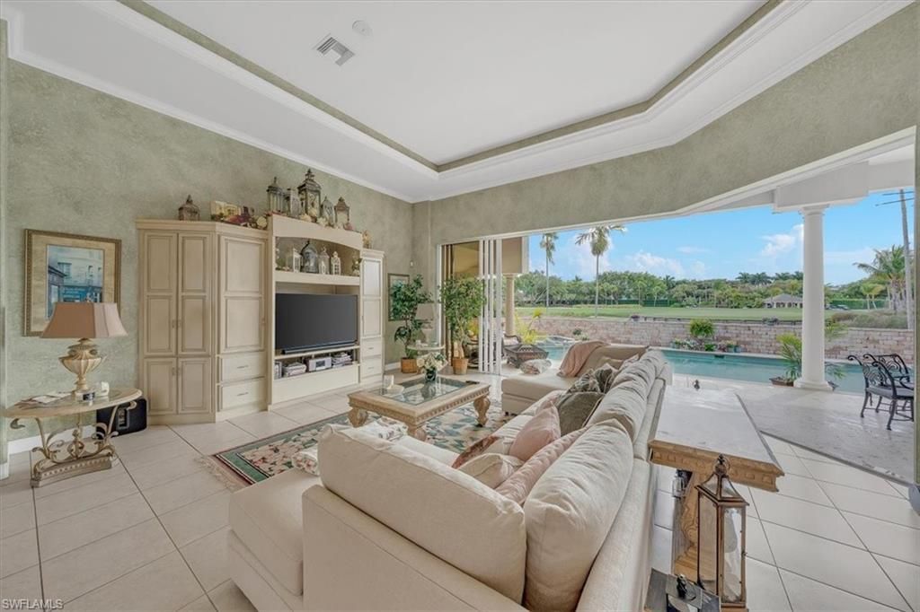 2339 Alexander Palm Dr, Naples, FL 34105 Photo