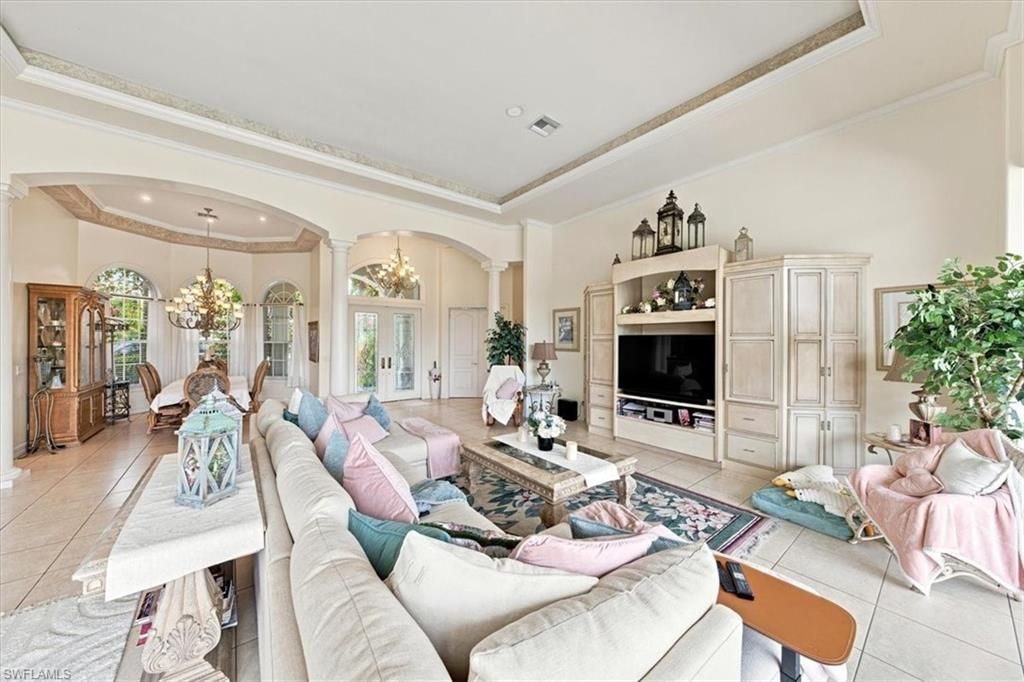 2339 Alexander Palm Dr, Naples, FL 34105 Photo