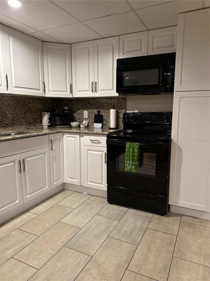 1345 Airport Drive, Unit H20, Tallahassee, FL 32304 Photo