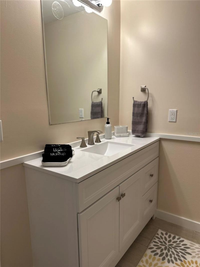 1345 Airport Drive, Unit H20, Tallahassee, FL 32304 Photo