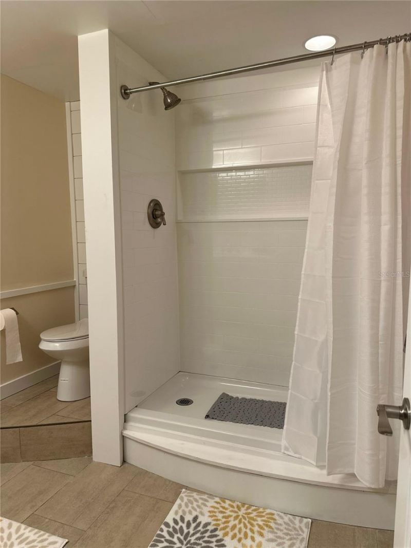 1345 Airport Drive, Unit H20, Tallahassee, FL 32304 Photo