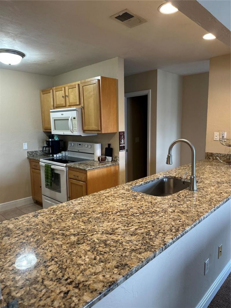 1345 Airport Drive, Unit H20, Tallahassee, FL 32304 Photo