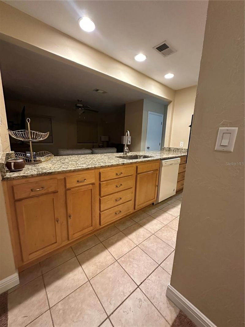 1345 Airport Drive, Unit H20, Tallahassee, FL 32304 Photo
