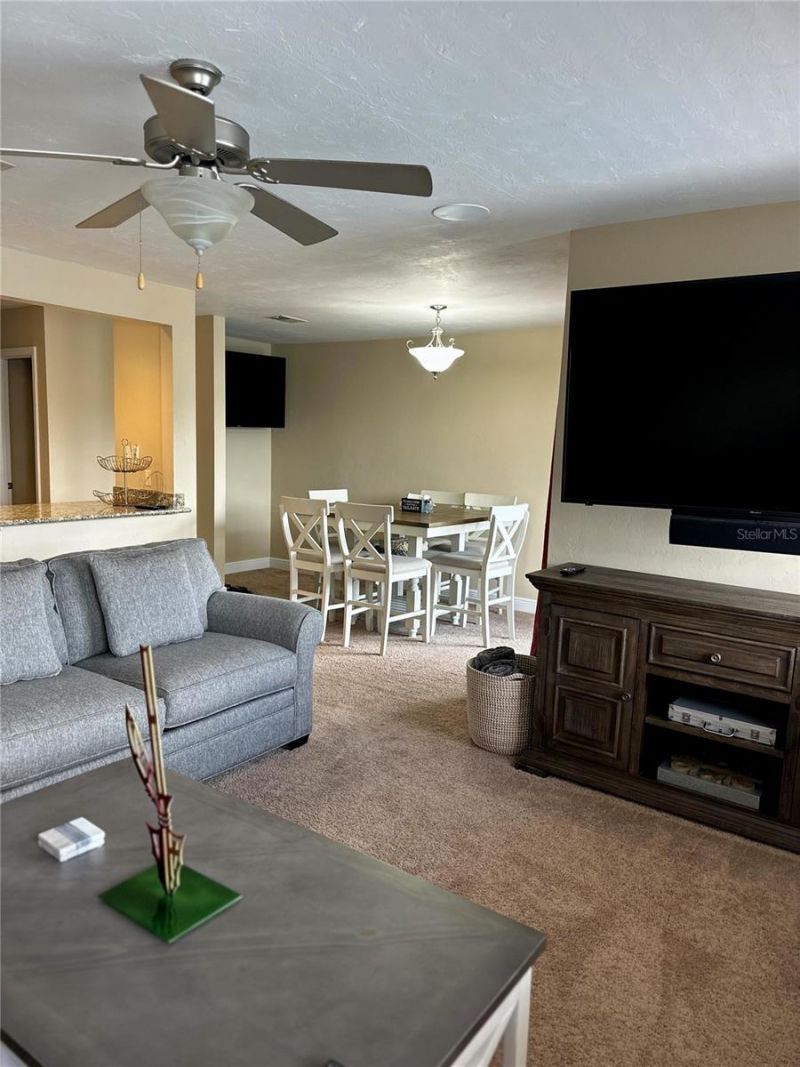 1345 Airport Drive, Unit H20, Tallahassee, FL 32304 Photo