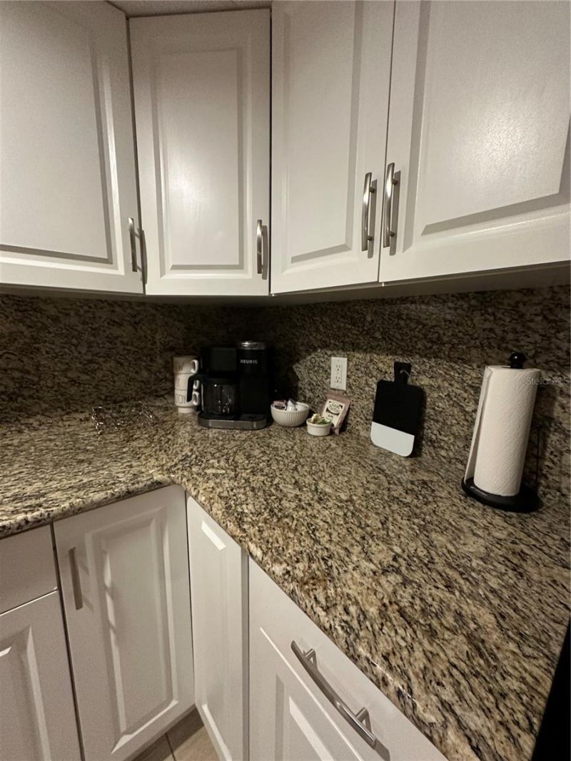 1345 Airport Drive, Unit H20, Tallahassee, FL 32304 Photo
