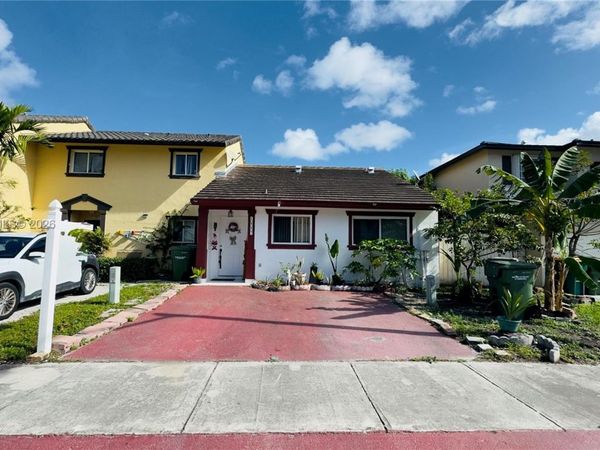 1097 SE 12th Ter, Homestead, FL 33035