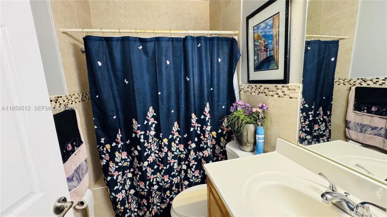 1097 SE 12th Ter, Homestead, FL 33035 Photo