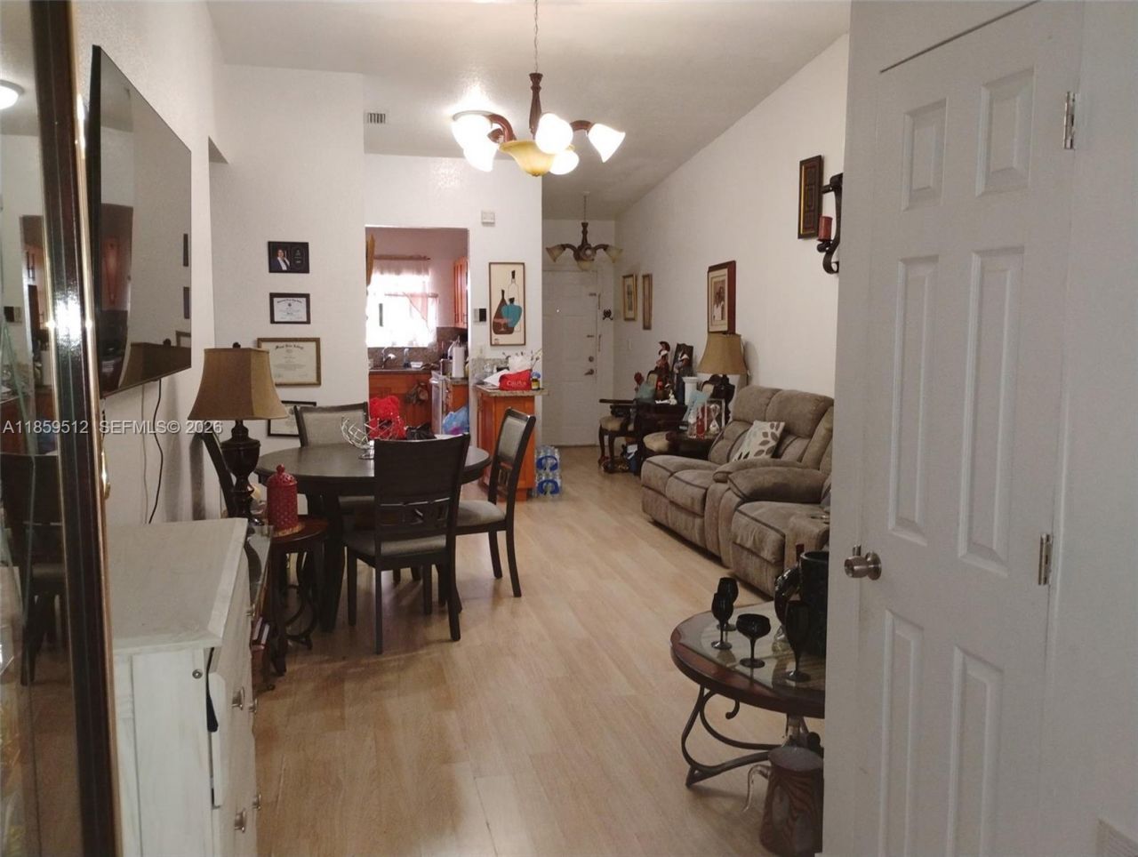 1097 SE 12th Ter, Homestead, FL 33035 Photo