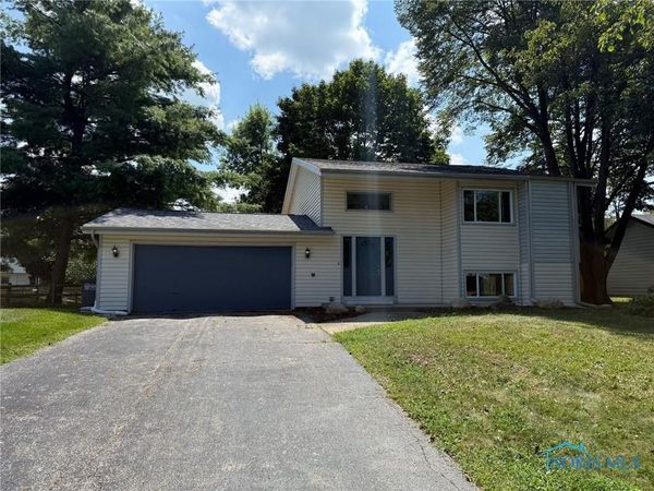 5741 Heatherbank Road, Toledo, OH 43614