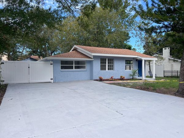 8018 N EDISON AVENUE, TAMPA, FL 33604