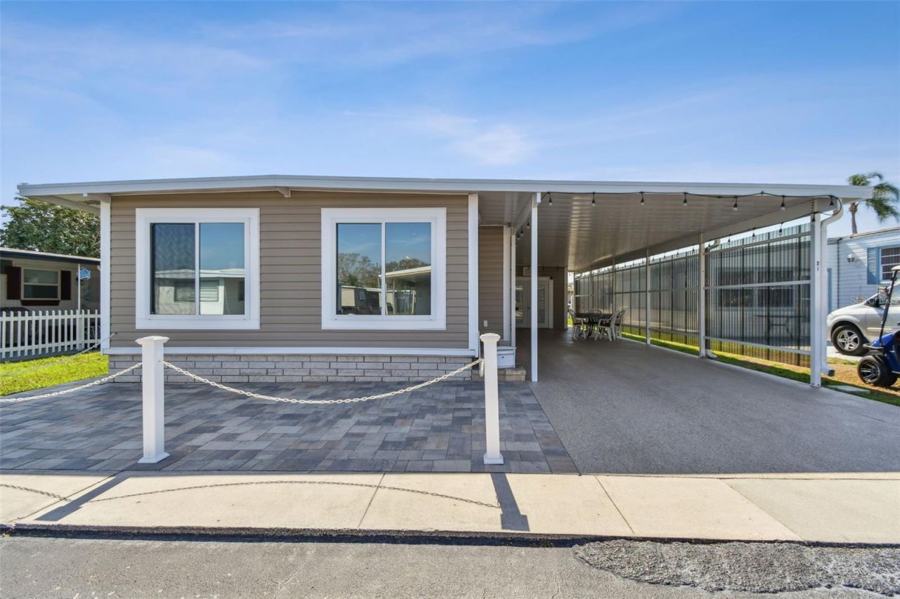 12651 Seminole Boulevard, Unit 2I, Largo, FL 33778 Main Photo