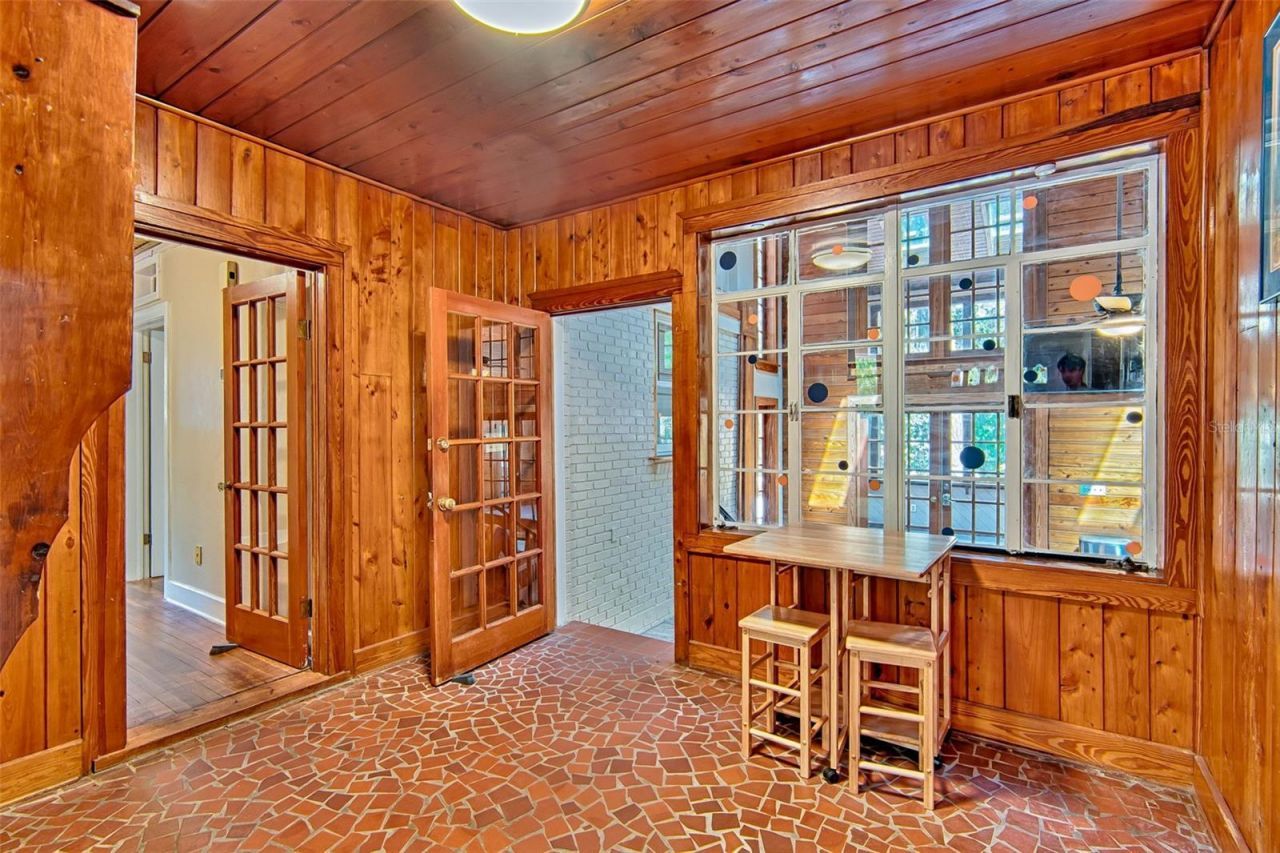 1636 NW 8th Avenue, Gainesville, FL 32603 Photo