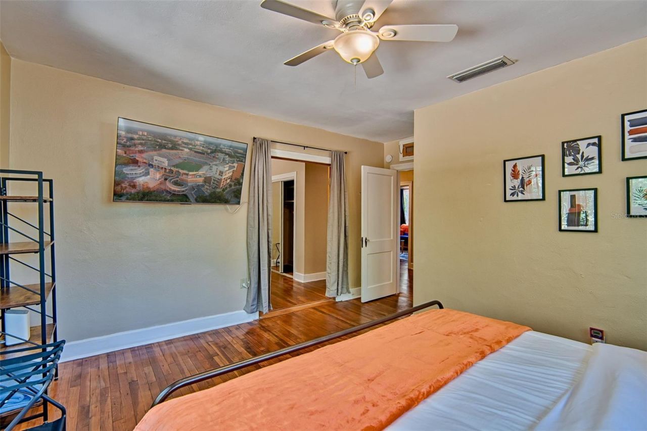 1636 NW 8th Avenue, Gainesville, FL 32603 Photo