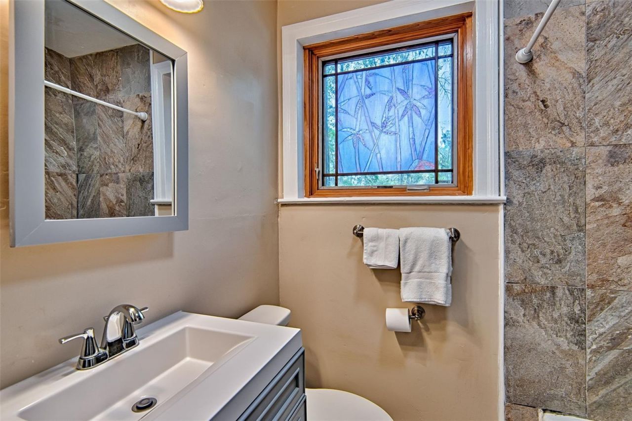 1636 NW 8th Avenue, Gainesville, FL 32603 Photo