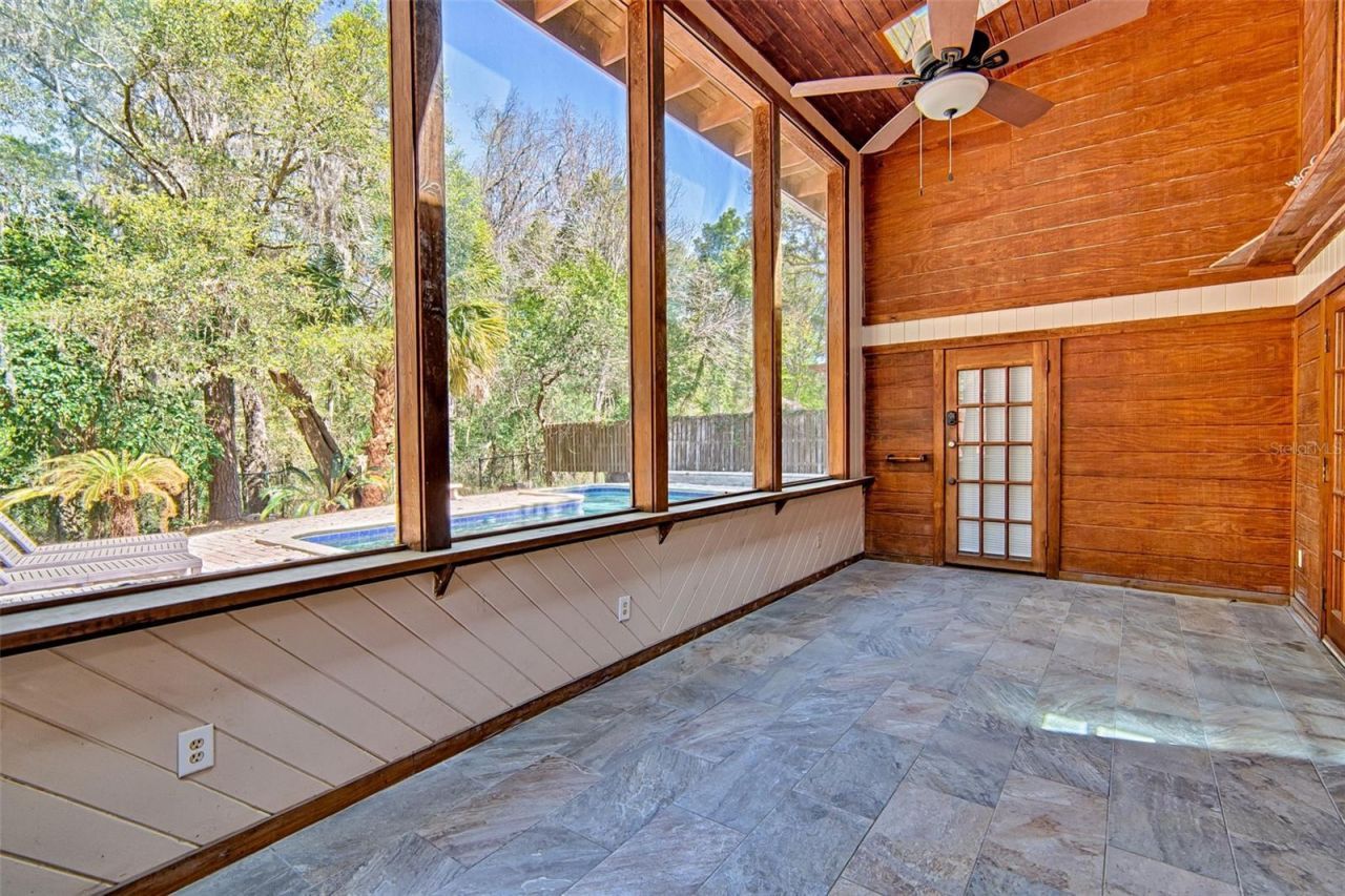 1636 NW 8th Avenue, Gainesville, FL 32603 Photo