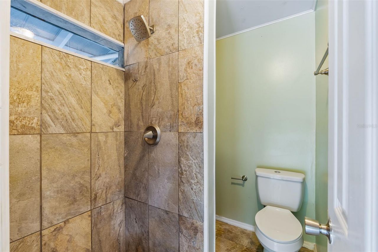 1636 NW 8th Avenue, Gainesville, FL 32603 Photo