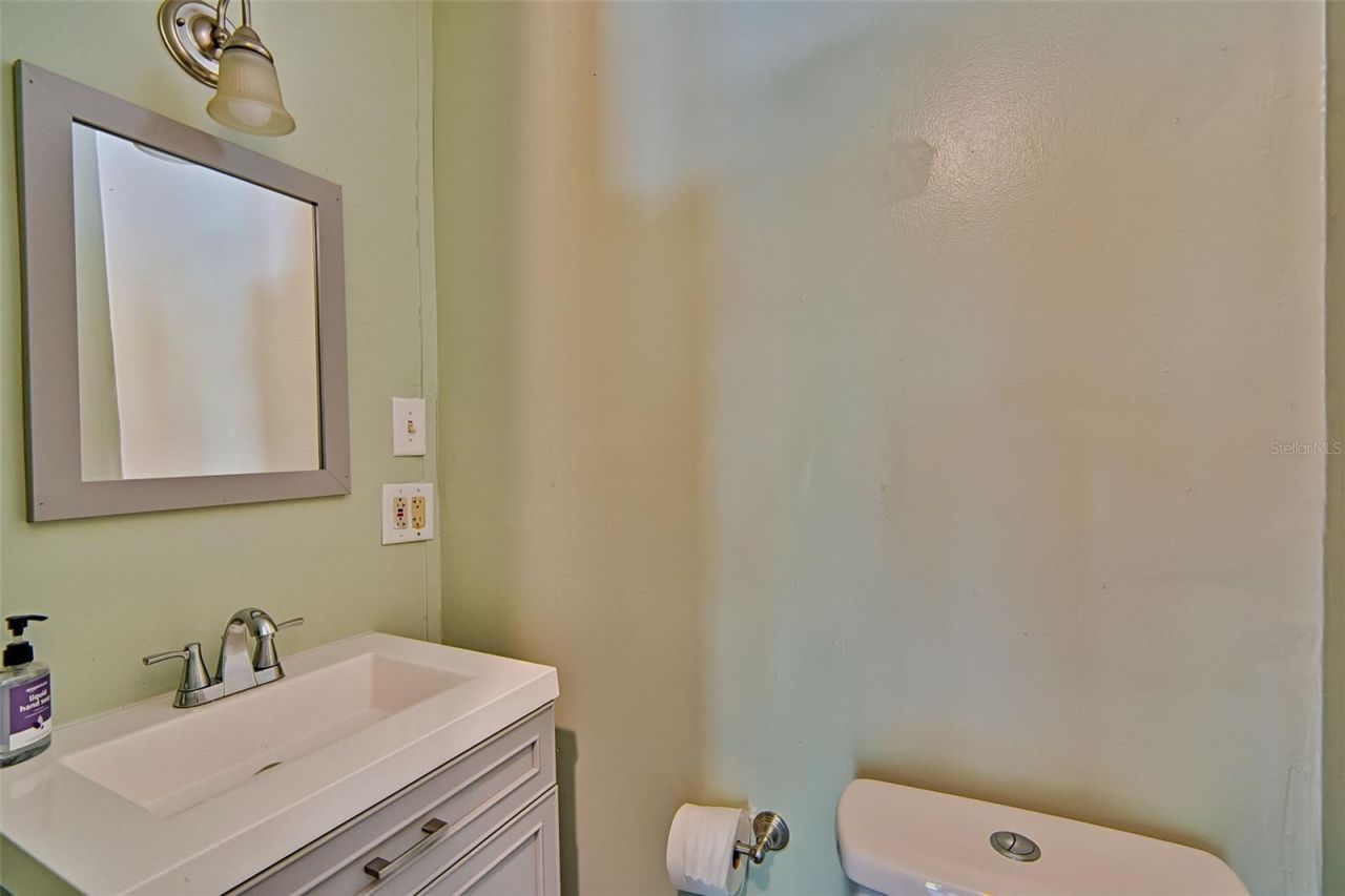 1636 NW 8th Avenue, Gainesville, FL 32603 Photo