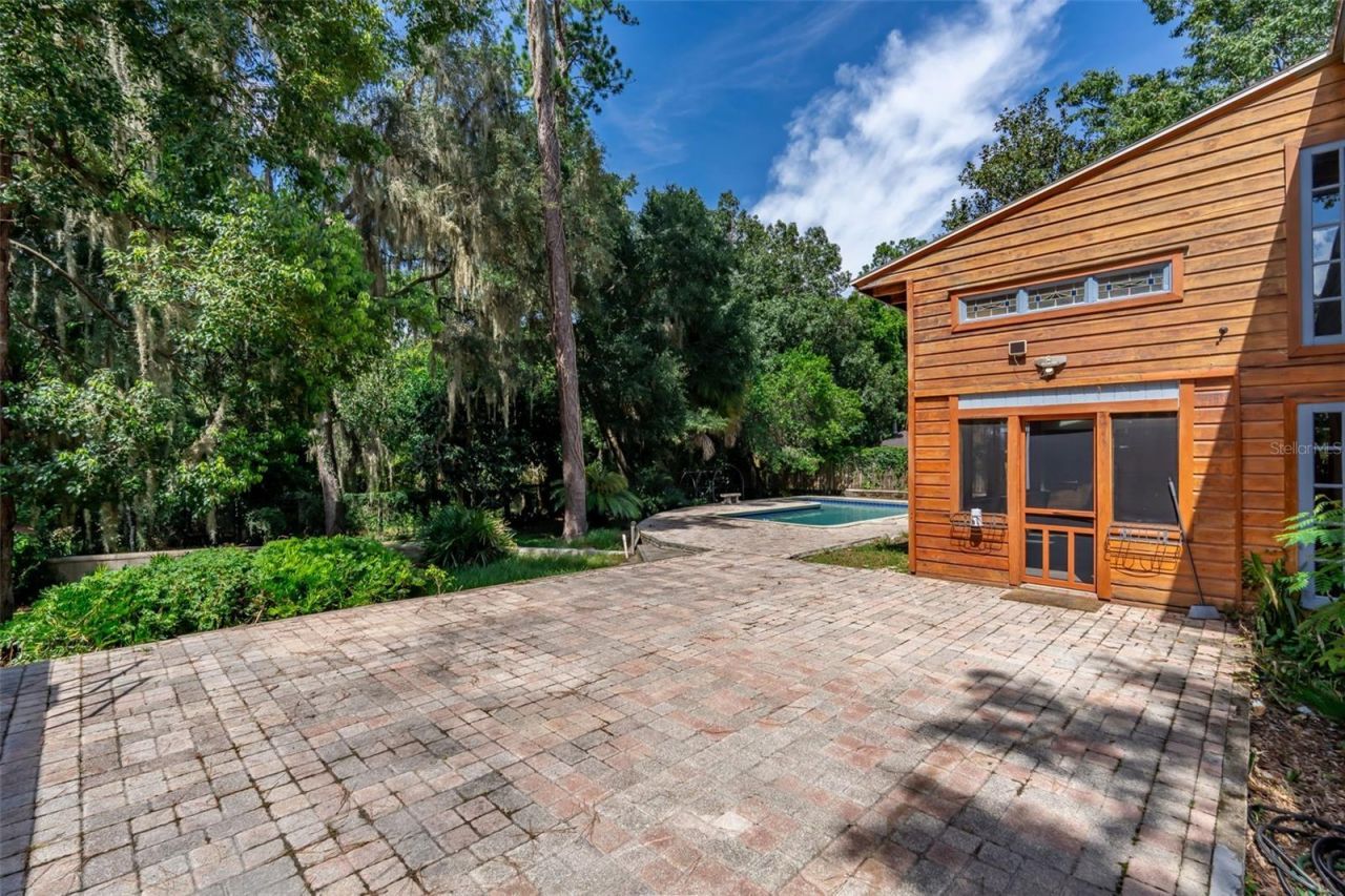 1636 NW 8th Avenue, Gainesville, FL 32603 Photo