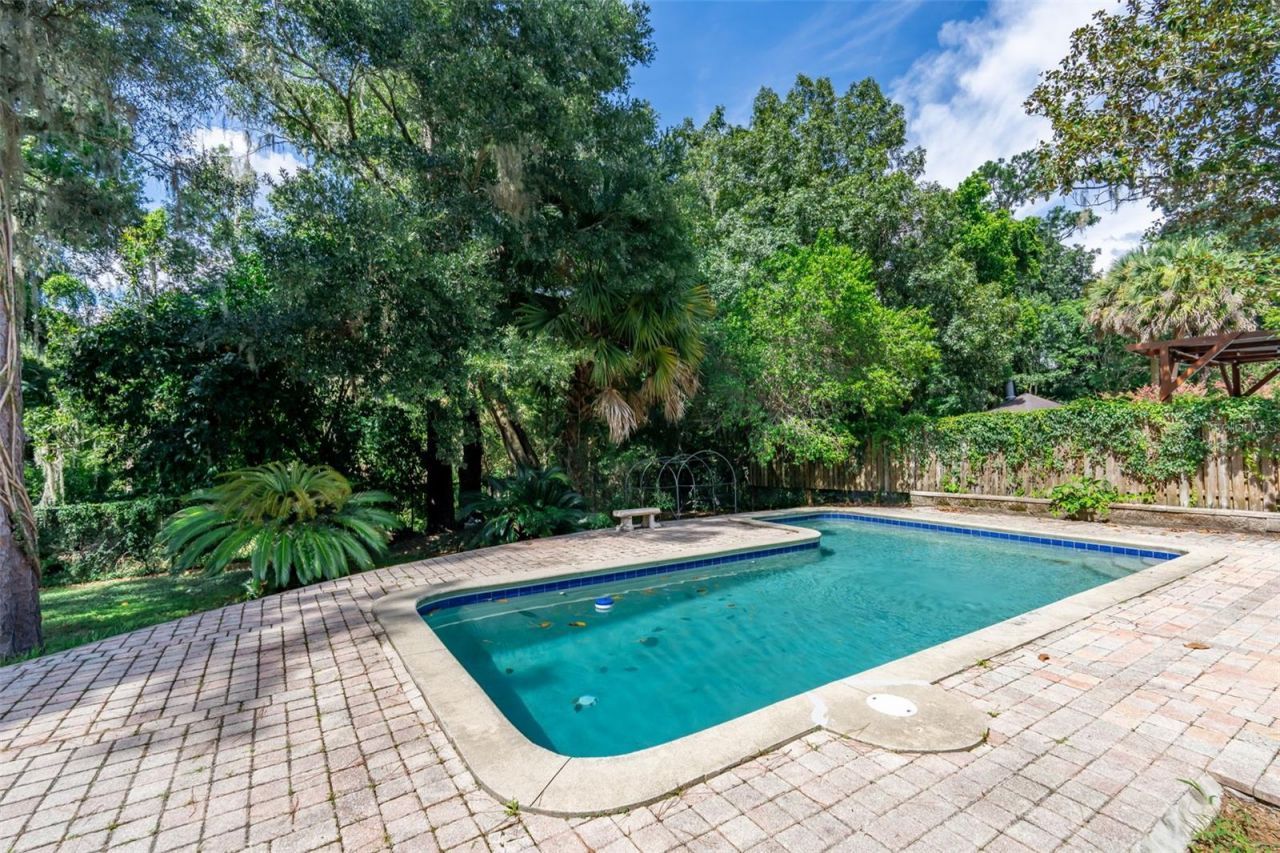 1636 NW 8th Avenue, Gainesville, FL 32603 Photo