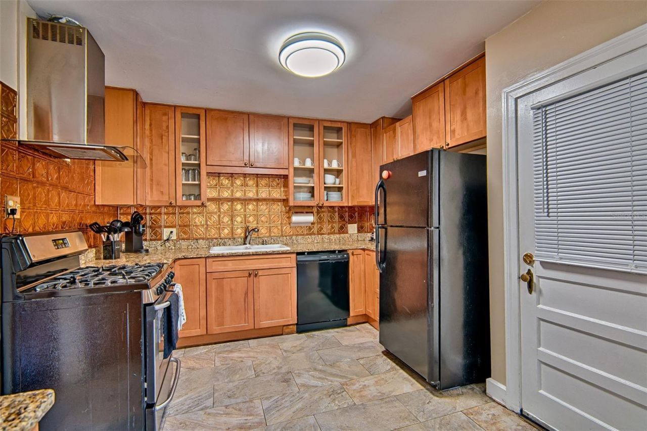 1636 NW 8th Avenue, Gainesville, FL 32603 Photo