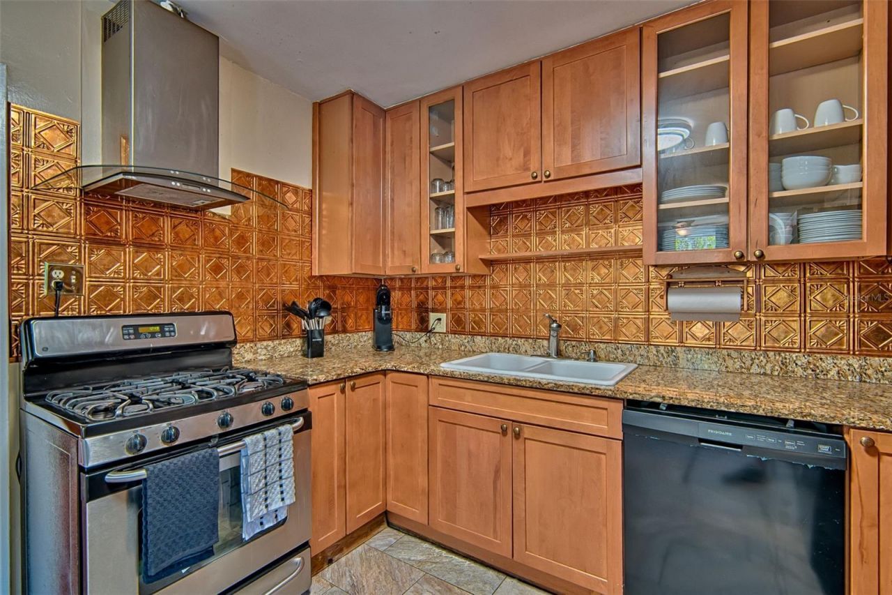 1636 NW 8th Avenue, Gainesville, FL 32603 Photo