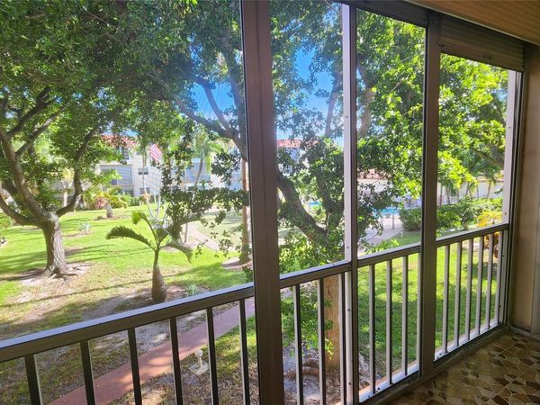 700 SE 6th Avenue, Unit 205, Deerfield Beach, FL 33441