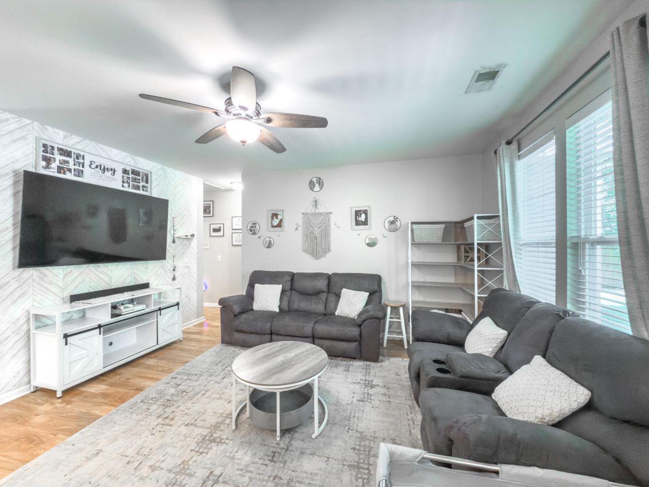 498 Stoney Field Drive Photo 10