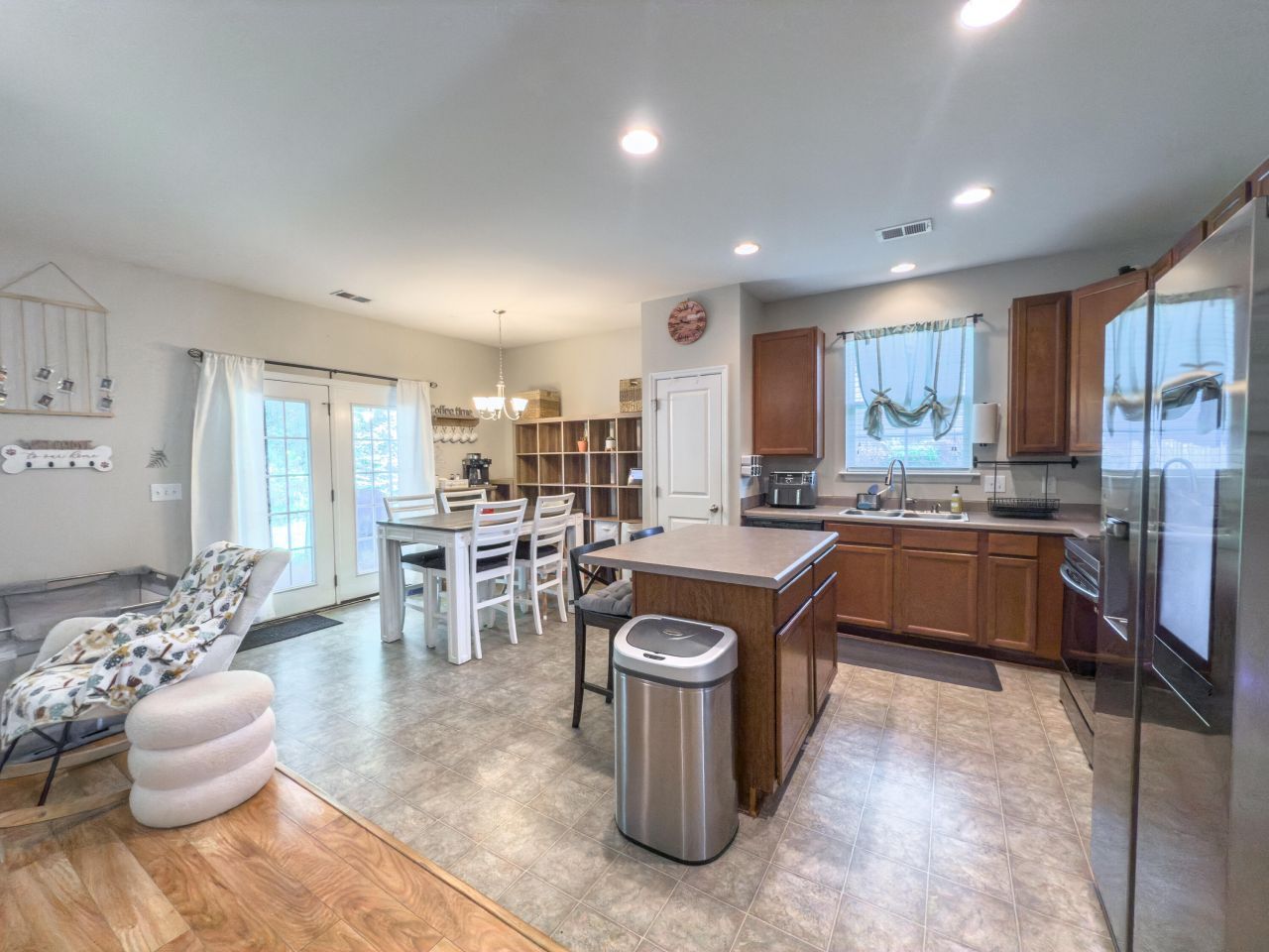 498 Stoney Field Drive Photo 3